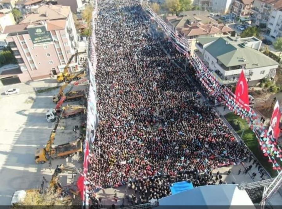 İYİ PARTİ  DENİZLİYE SIĞMADI.