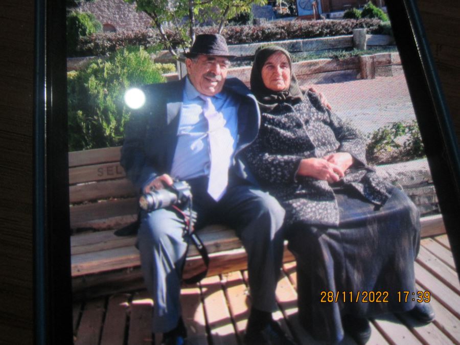 YARIM ASRI DEVİREN BİR EVLİLİK.