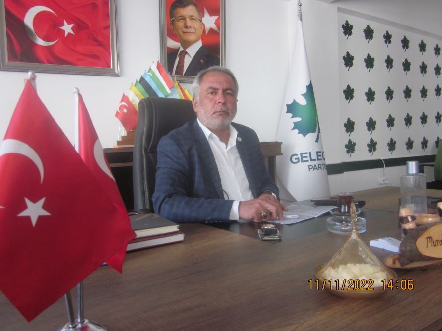 AHMET DAVUTOĞLU KIRIKKALE DE YENİ KURULAN PARTİLER İÇERİSİNDE İLERLEME KAYDEDİYOR.