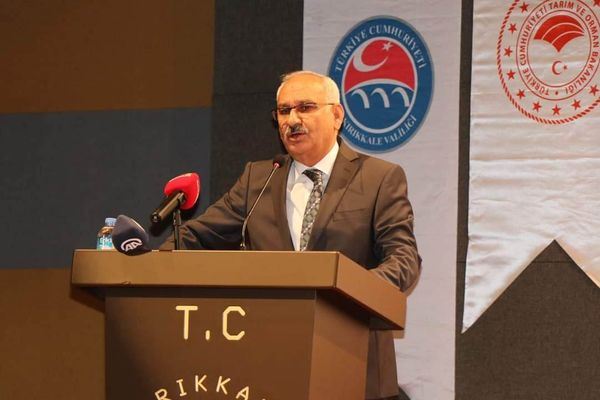 DEMEK Kİ KIRIKKALE YE ÇOK YARARLI BİR KURUM MÜDÜRÜ: