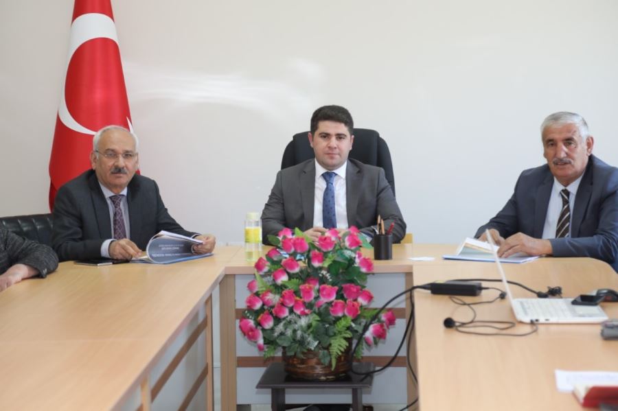 KARAKEÇİLİ KAYMAKAMI İLE KIRIKKALE TARIM İL MÜDÜRÜ KOORDİNATLI ÇALIŞIYOR.