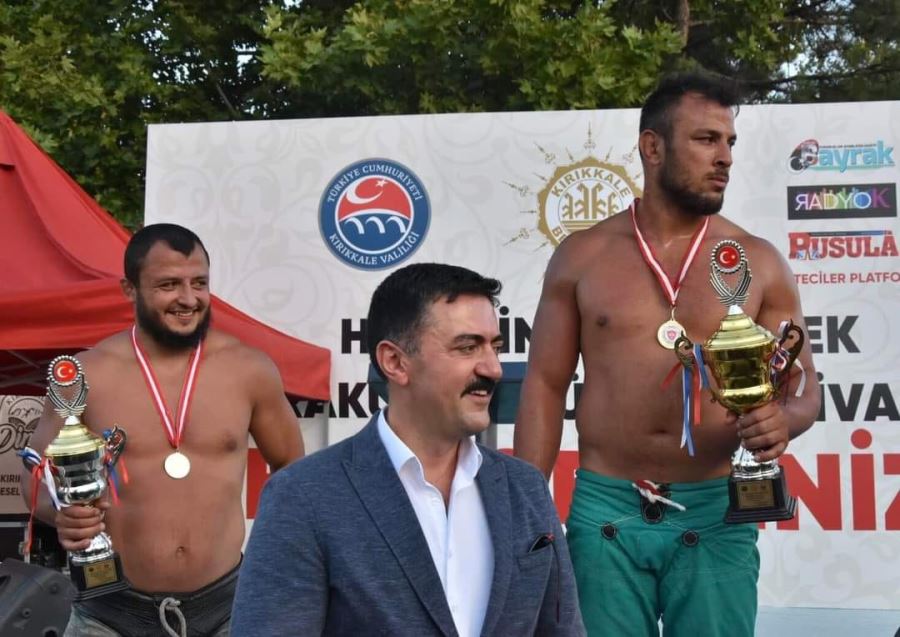  KIRIKKALE VALİSİ KIRIKKALE NİN BÜTÜN ETKİNLİKLERİNE KATILIYOR.