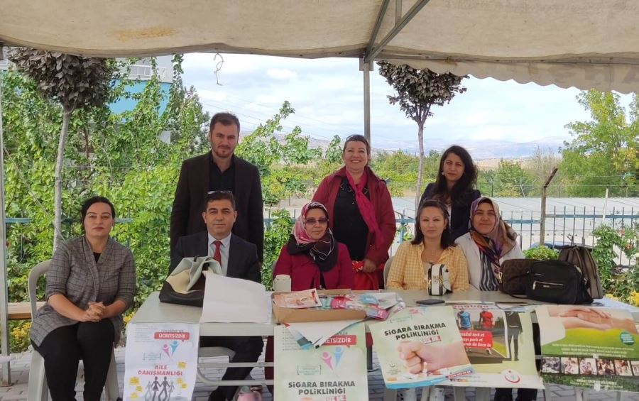 İL SAĞLIK MÜDÜRLÜĞÜNDE  Gençlere Hoş Geldiniz Karşılaması