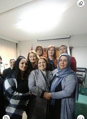 MERKEZ İLÇE KADIN POLİTİKALARINDAN SORUMLU MERKEZ İLÇE YÖNETİMİNDEN GÖNÜL UZUNKAL.A