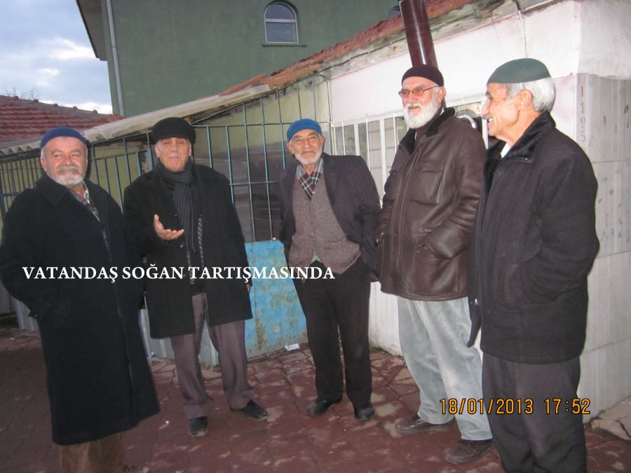 VATANDAŞ ETİ,TERE YAĞINI,YOĞURDU,PEKMEZİ UNUTTU SOĞANIN PEŞİNE DÜŞTÜ.
