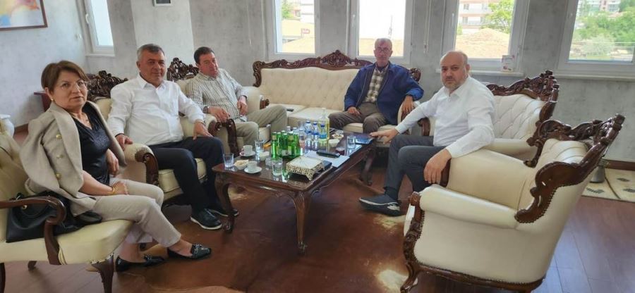 İNSANOĞLU DAİMA UMUT ETTİĞİ İNSANLARI ZİYARET EDER.