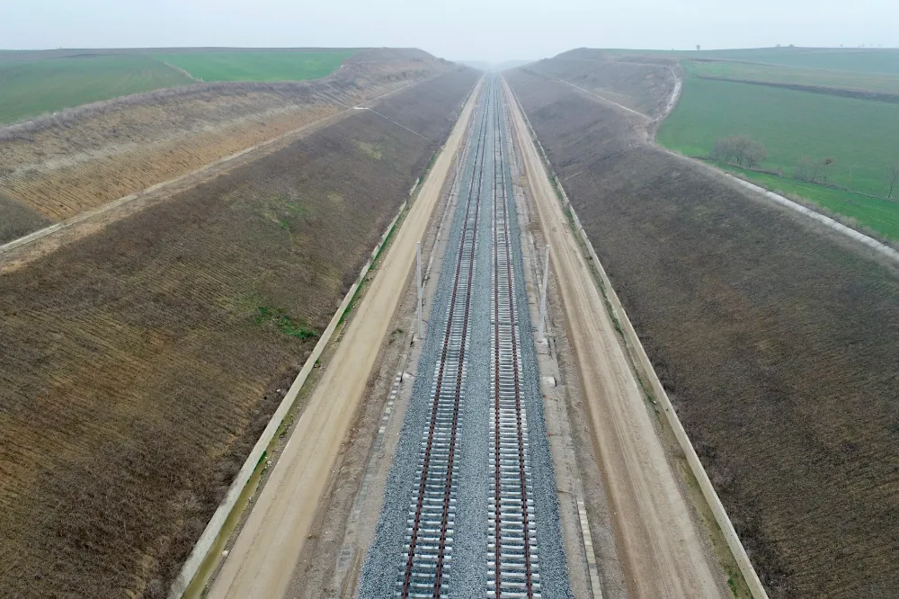 BAKAN URALOĞLU ‘HALKALI-KAPIKULE HIZLI TREN PROJESİ’ İÇİN TARİH VERDİ: 