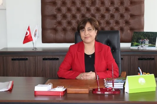 VAZİFESİNDE MÜDRİK HİÇ BİR TAVİZE MEYDAN VERMEYEN BİR ŞUBE MÜDÜRÜ.
