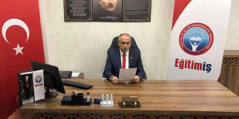 KIRIKKALE EĞİTİM İŞ SENDİKASI BİLDİRİ YAYINLADI.