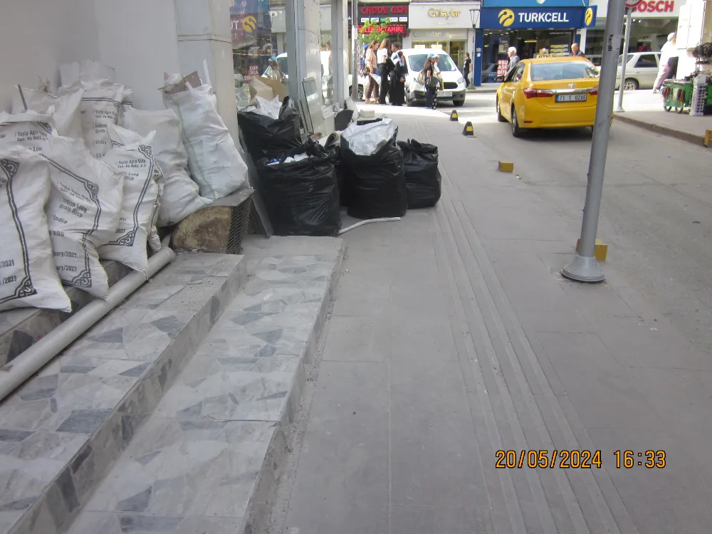 BUMU BELEDİYECİLİK SOKAKLARI BOK GÖTÜRÜYOR! KIRIKKALE DE