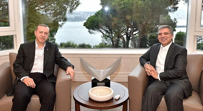 KAYSERİLİ ÜNLÜ GAZETECİDEN ŞOK İDDİA GÜL ERDOĞAN ŞARAP İDDİASI   