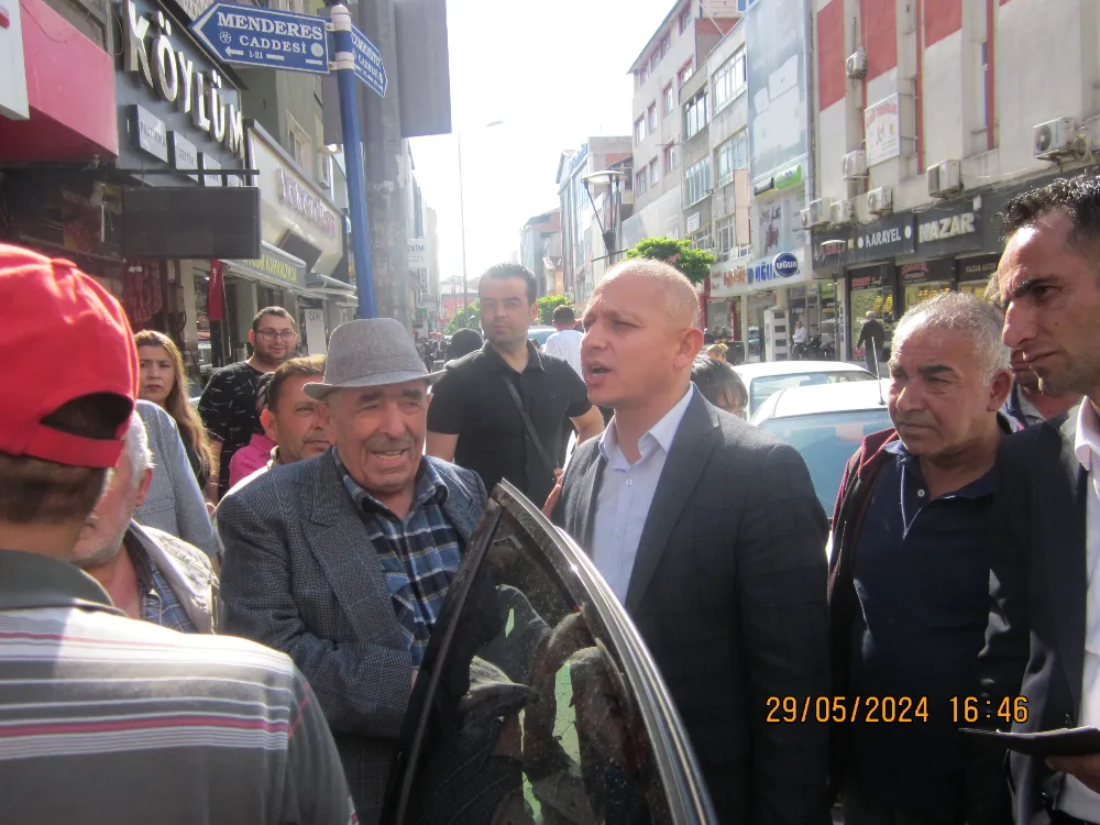 SAYGILI BÖYLE HİÇ HALKLA HAŞİR NEŞİR OLDUN MU? NEREDESİN SENİ GÖREMİYORUZ.