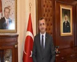 KONTEYNIRINI HAVUZ YAPMIŞ  ALLAH KİMSEYİ ŞAŞIRTMASIN.