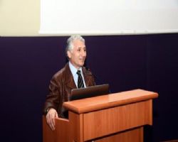 Dokunma, Koru! Kırıkkale  Üniversitesin de Hukuk Fakültesi öğrencileri tarafından Dokunma Koru adlı program düzenlendi.