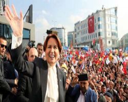 İYİ PARTİ SİYASETTE İLK MEZUNUNU VERDİ.