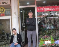 BUSE ÇİÇEKÇİLİK ONURENİN MERKEZİ.