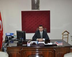 KIRIKKALE NİN YENİ VALİSİ YUNUS SEZER KİMDİR.